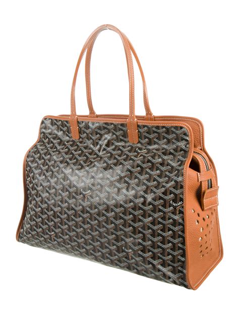 realreal goyard sac hardy pm.